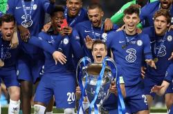 冲刺阶段切尔西调整名单以备欧冠，主帅复盘环节打磨，赛场秩序良好，控场能力受关注的简单介绍