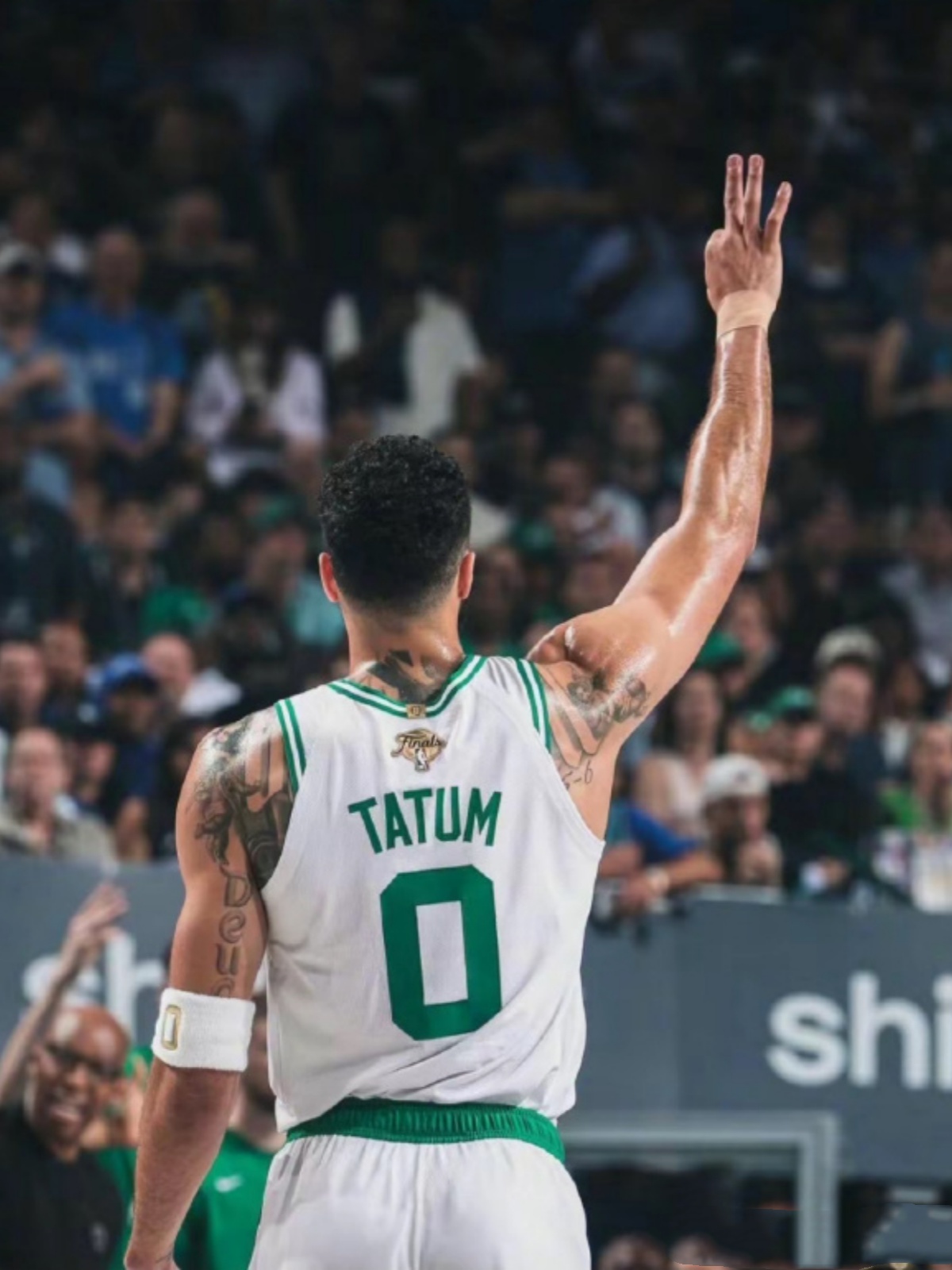 关于波士顿凯尔特人今晚豪取连胜，志在全明星赛名次提升，目标明确，心理建设被强调的信息