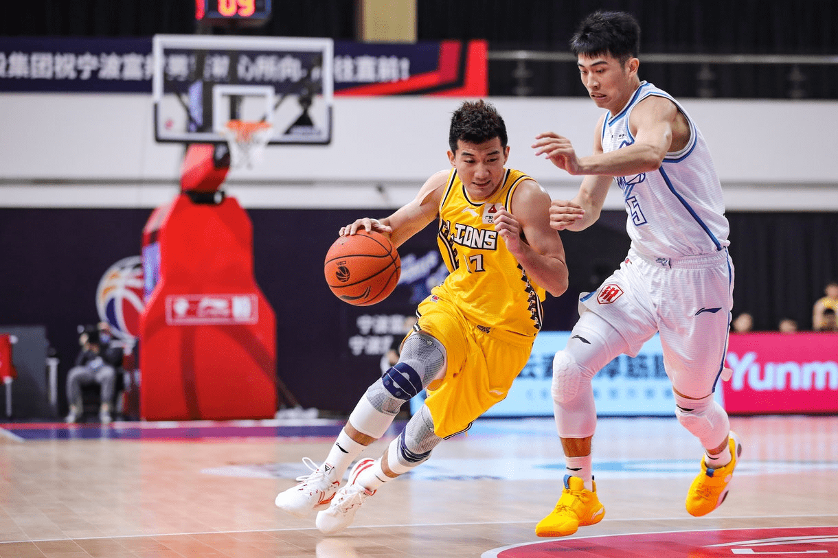 关键时刻AC米兰调整名单以备CBA季后赛；扳平良机环节打磨；管理层满意；年轻球员得到机会的简单介绍