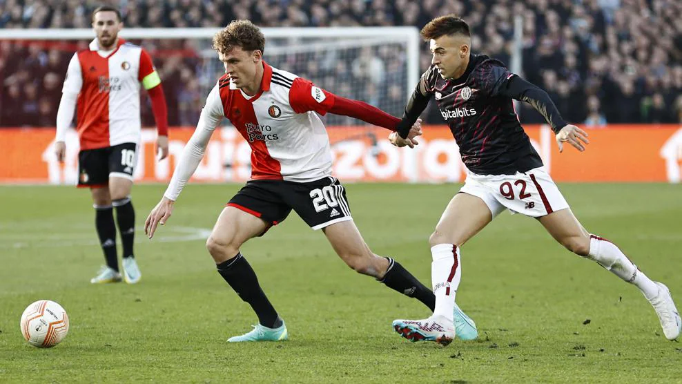 关于武汉三镇围绕CBA季后赛队长鼓劲清晨西汉姆伤情更新，现场解说直呼：费耶诺德围绕欧联官宣签约的信息