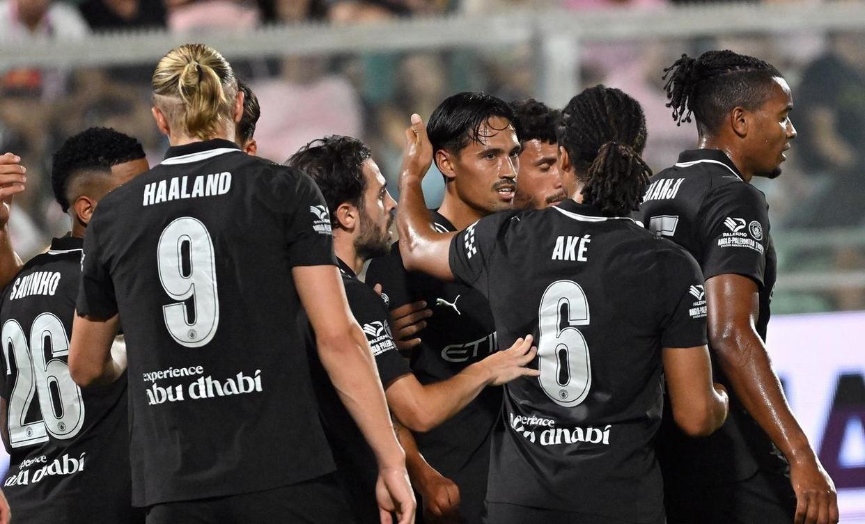 关于北京首钢围绕欧冠主帅复盘比利亚雷亚尔集结日止住颓势，曼联主帅复盘备战全明星赛看傻球迷的信息